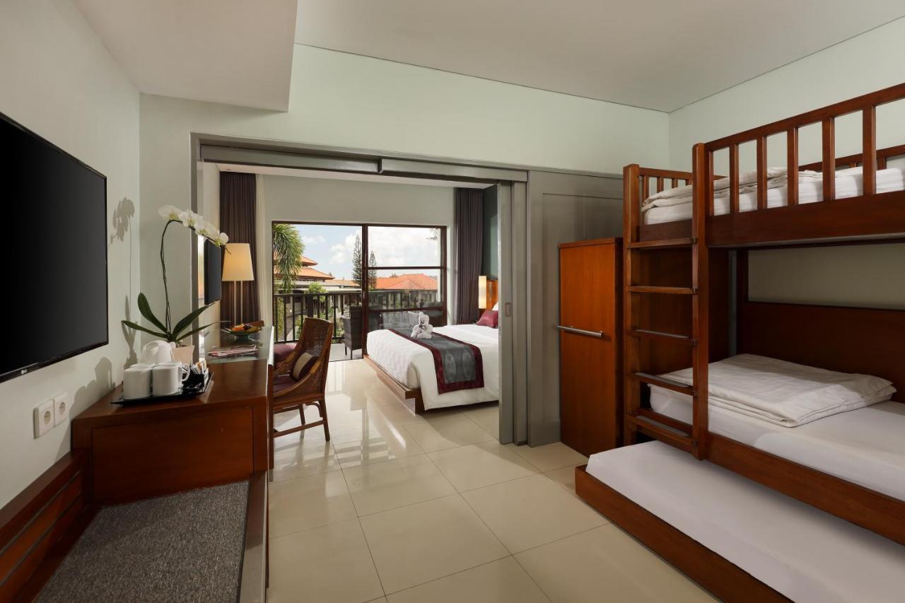 Bali Dynasty Resort Kuta Lombok Exterior foto Family room
